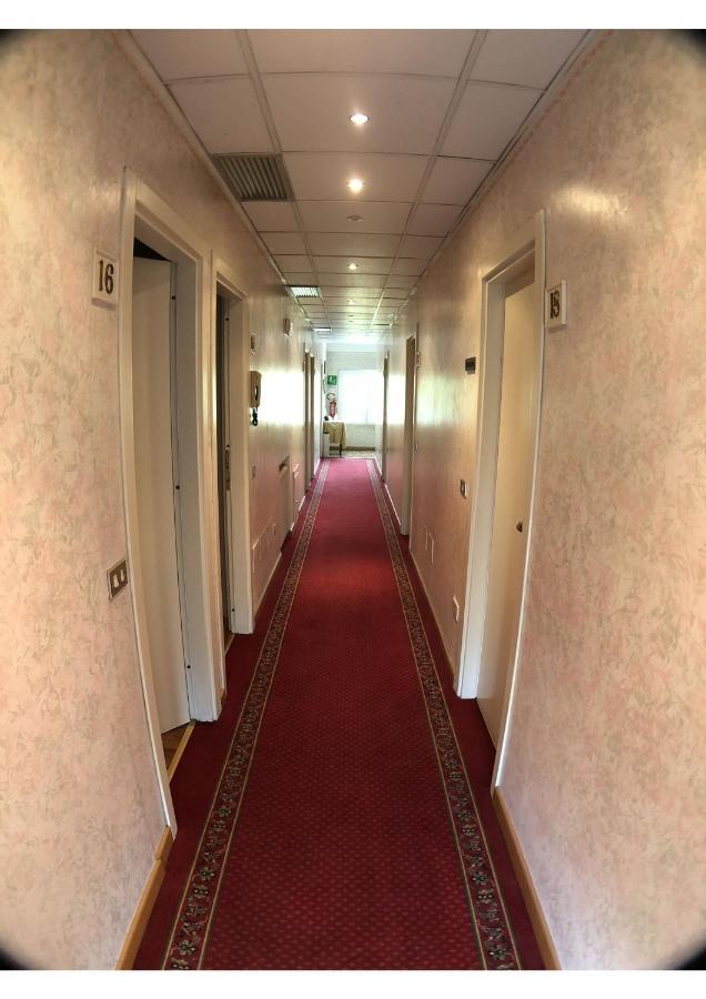 Hotel La Bussola Padenghe sul Garda Exterior foto
