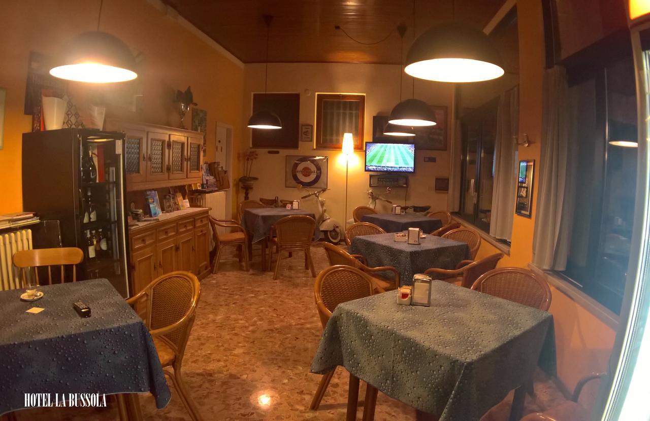 Hotel La Bussola Padenghe sul Garda Exterior foto